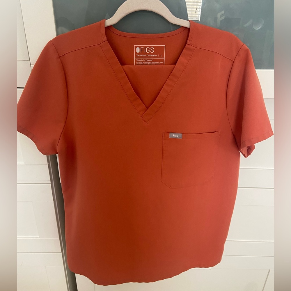 FIGS Scrubs Set Terracota